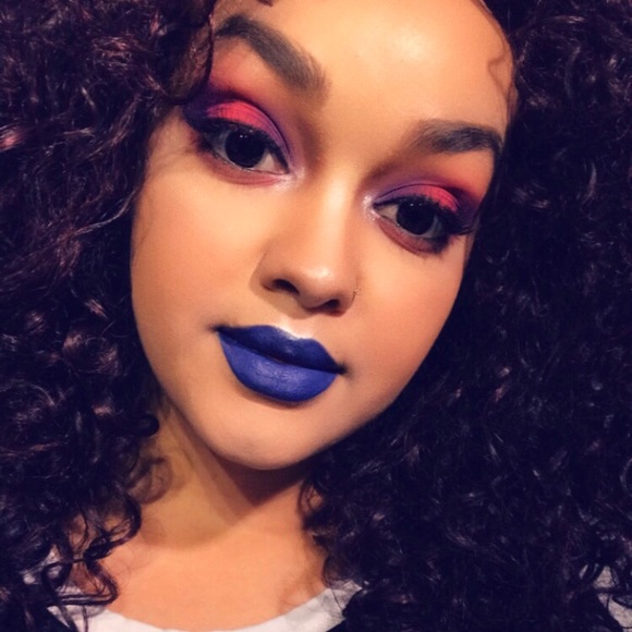 Meet your Posher, Val - Picture 3 of 3